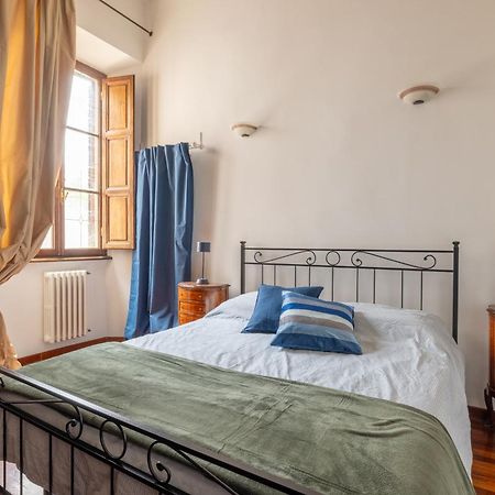 Luxury Apartment In The Heart Of Rome - Near Metro A And B Bagian luar foto