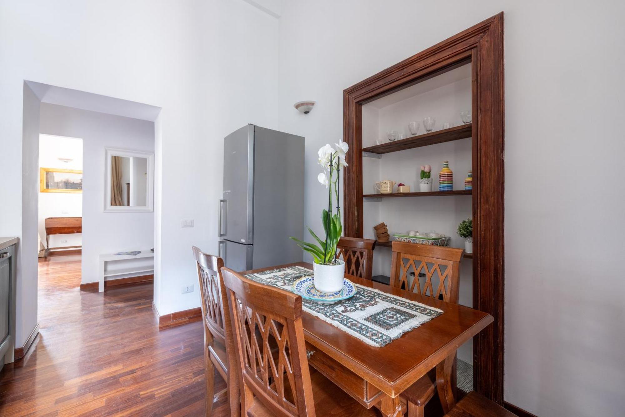 Luxury Apartment In The Heart Of Rome - Near Metro A And B Bagian luar foto