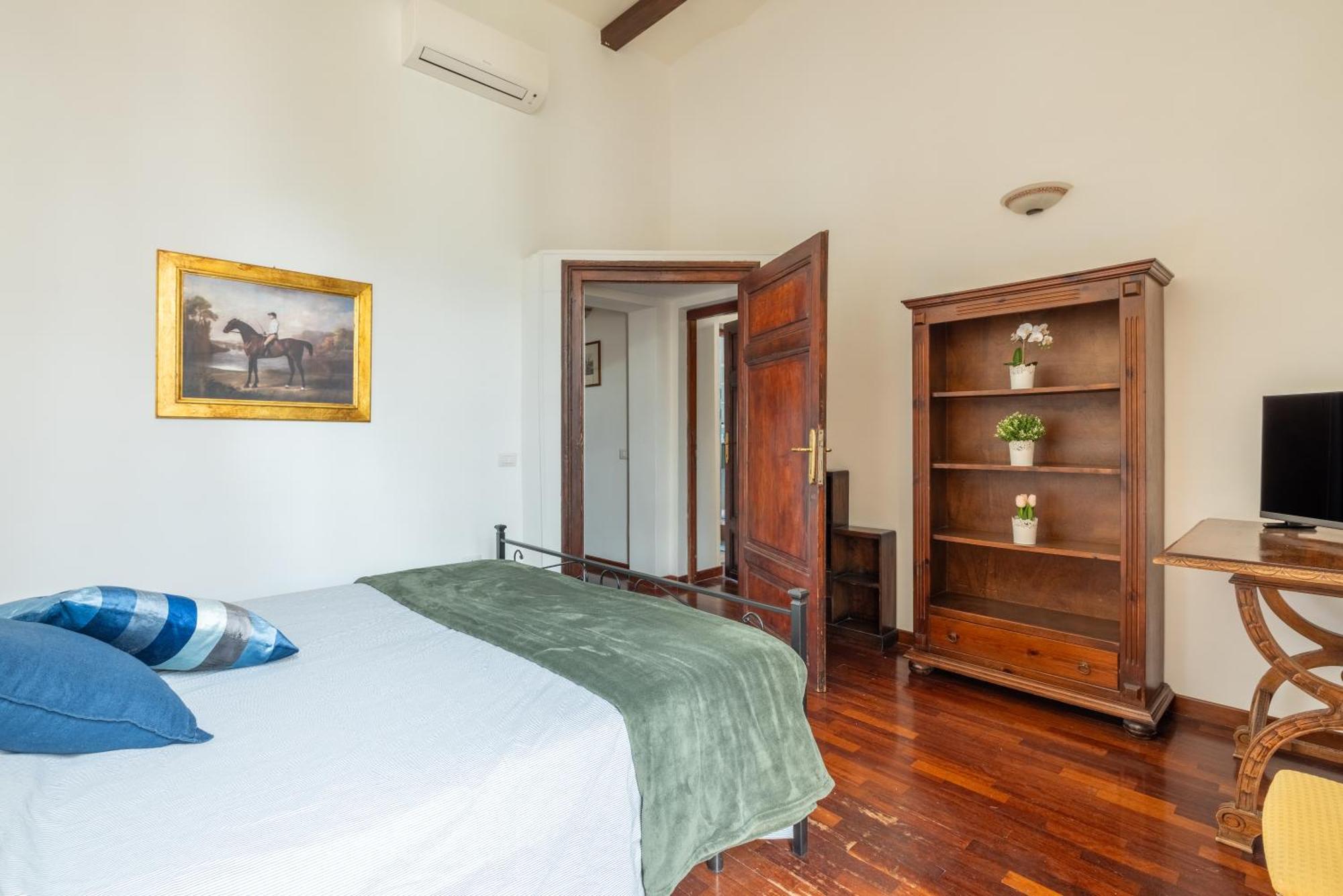 Luxury Apartment In The Heart Of Rome - Near Metro A And B Bagian luar foto